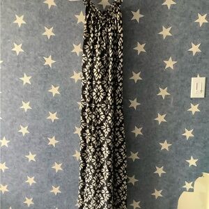 Aritzia Black and White Maxi Dress